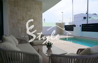 Новые виллы на продажу в Долорес, Коста Бланка, Испания. ON1888