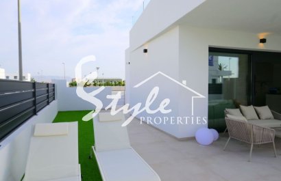 Новые виллы на продажу в Долорес, Коста Бланка, Испания. ON1888