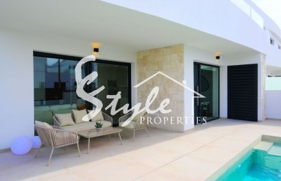 Новые виллы на продажу в Долорес, Коста Бланка, Испания. ON1888