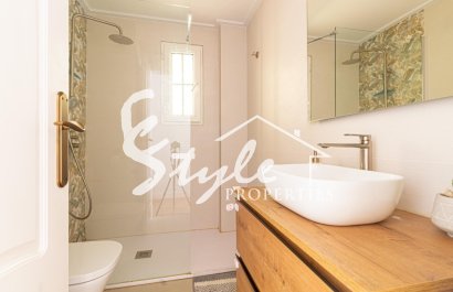 Вторичное жилье - Апартаменты/Квартира - La Veleta - Ла Велета