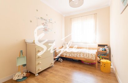 Вторичное жилье - Апартаменты/Квартира - La Veleta - Ла Велета