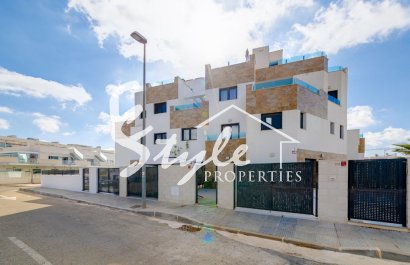 продается новый современный дом с 3 спальнями в Вилламартине, Ориуэла Коста , Коста Бланка, Испания. ID2683