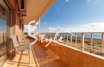 For sale apartment with sea views in Punta Prima, Torrevieja, Costa Blanca. ID2684