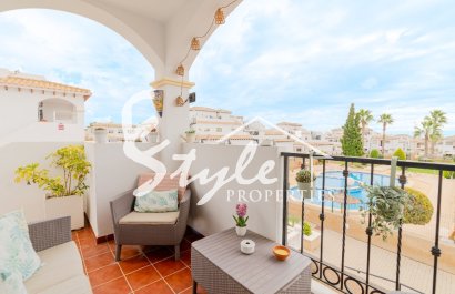 Продаётся квартира на верхнем этаже с собственным солярием и парковкой в ​​Ла-Синьуэлика, Пунта-Прима, Коста-Бланка. ID1965