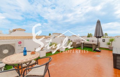 Продаётся квартира на верхнем этаже с собственным солярием и парковкой в ​​Ла-Синьуэлика, Пунта-Прима, Коста-Бланка. ID1965