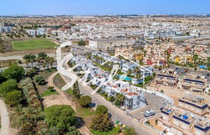 Resale - Apartment - Punta Prima