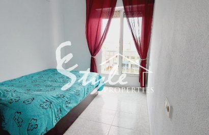 Buy apartment on the beach in Playa Del Cura, Torrevieja, Costa Blanca. ID: ST-6353