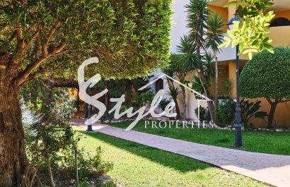 Resale - Apartamento - Punta Prima