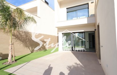 Вторичное жилье - Вилла - Лос Алькасарес - Santa Rosalía