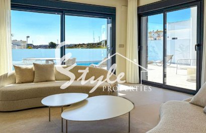 Nueva villa en venta en Ciudad Quesada, Alicante, Costa Blanca. ON1898