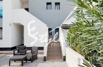 Resale - Apartment - Punta Prima