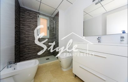 New build apartment for sale in Villamartin, Costa Blanca, Spain.ON1905