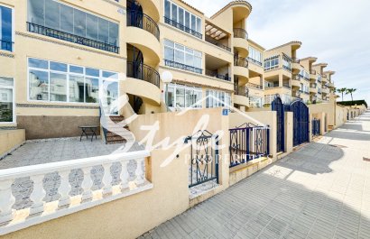Resale - Apartment - Punta Prima