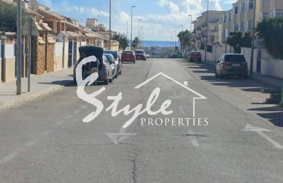 Resale - Apartment - Punta Prima
