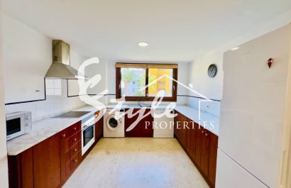 Resale - Apartment - Punta Prima