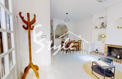Resale - Apartment - Punta Prima