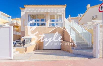 Продается дом с бассейном в Лос Альтос, Ориуэла Коста, Коста Бланка, Испания..ID2533