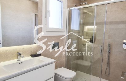 Nuevo - Detached - Las Esperanzas