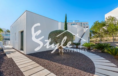 Resale - Villa - Las Colinas - Las Colinas Golf