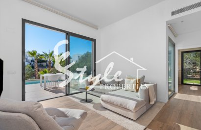 Resale - Villa - Las Colinas - Las Colinas Golf