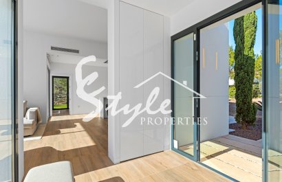 Resale - Villa - Las Colinas - Las Colinas Golf