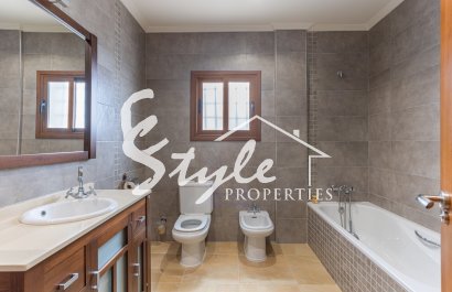 Вторичное жилье - Semi - Detached Villa - Лос Монтесинос - La Herada