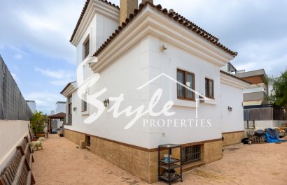 Вторичное жилье - Semi - Detached Villa - Лос Монтесинос - La Herada