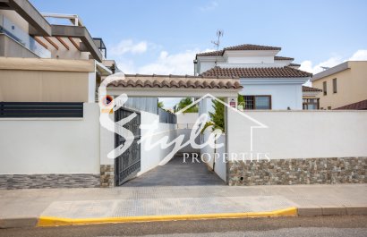 Вторичное жилье - Semi - Detached Villa - Лос Монтесинос - La Herada