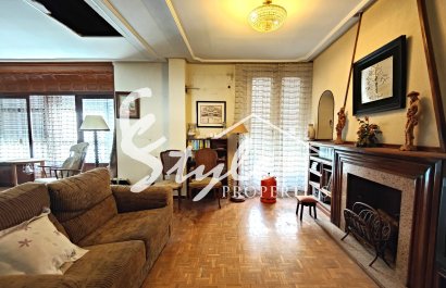 Resale - Apartamento - Torrevieja