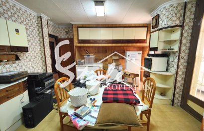 Resale - Apartamento - Torrevieja