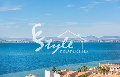 Resale - Apartment - La Manga - La Manga del Mar Menor
