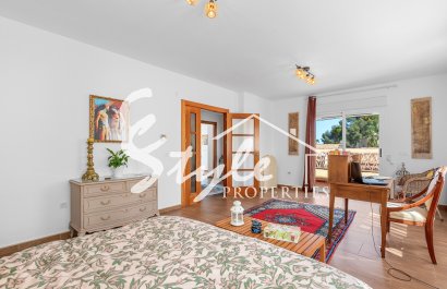 Resale - Villa - Benidorm - Alfas del Pi