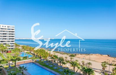 Resale - Apartment - Orihuela Costa  - Punta Prima
