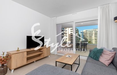 Resale - Apartment - Orihuela Costa  - Punta Prima