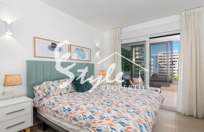 Resale - Apartment - Orihuela Costa  - Punta Prima