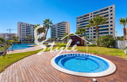 Resale - Apartment - Orihuela Costa  - Punta Prima