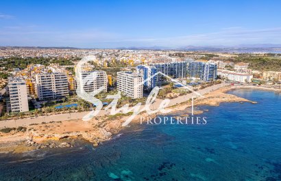 Resale - Apartment - Orihuela Costa  - Punta Prima
