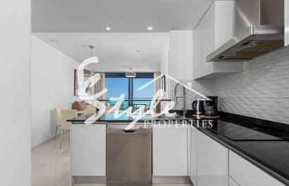 Resale - Apartment - Orihuela Costa  - Punta Prima