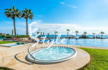 Resale - Apartment - Orihuela Costa  - Punta Prima