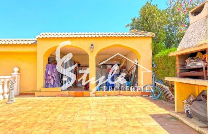 Resale - Villa - Torrevieja - Los Balcones