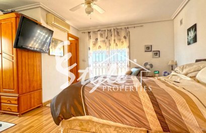 Resale - Villa - Torrevieja - Los Balcones