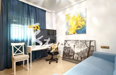 Вторичное жилье - Апартаменты/Квартира - Ориуэла Коста  - Ломас де Кабо Роиг