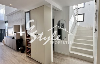 Вторичное жилье - Вилла - Ориуэла Коста  - Ломас де Кабо Роиг