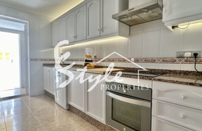 Вторичное жилье - Townhouse - Ориуэла Коста  - Ла Флорида