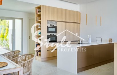 Вторичное жилье - Detached - Ориуэла Коста  - Las Colinas Golf