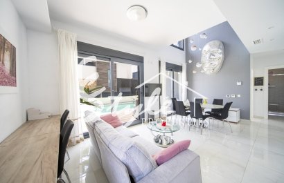 Вторичное жилье - Вилла - Ориуэла Коста  - Ломас де Кабо Роиг