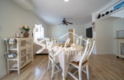 Resale - Villa - Torrevieja - Los Balcones