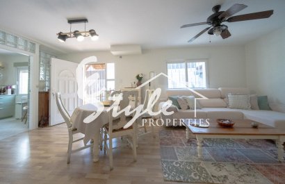 Resale - Villa - Torrevieja - Los Balcones