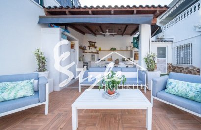 Resale - Villa - Torrevieja - Los Balcones
