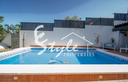 Resale - Villa - Torrevieja - Los Balcones